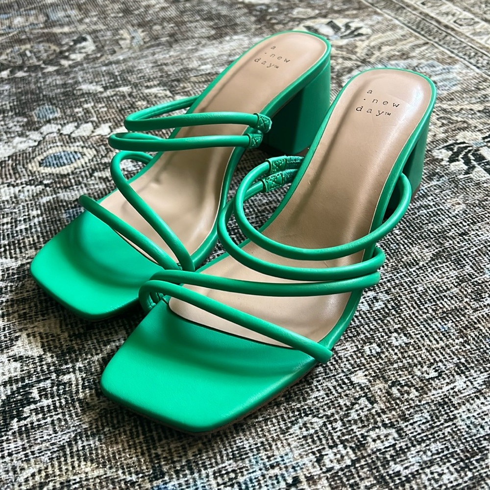 Target brand A New Day green high heel